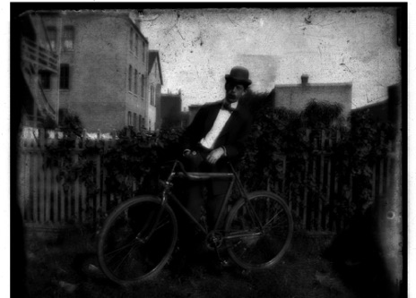 Print from glass plate negative. Maybe Chicago.